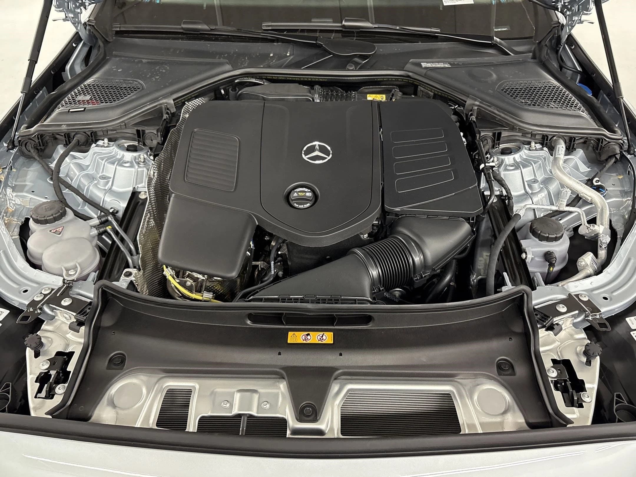 Mercedes-Benz E-Class E 350 RWD Sedan 2026 — side view