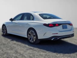 Mercedes-Benz E-Class E 350 RWD Sedan 2027 — side view