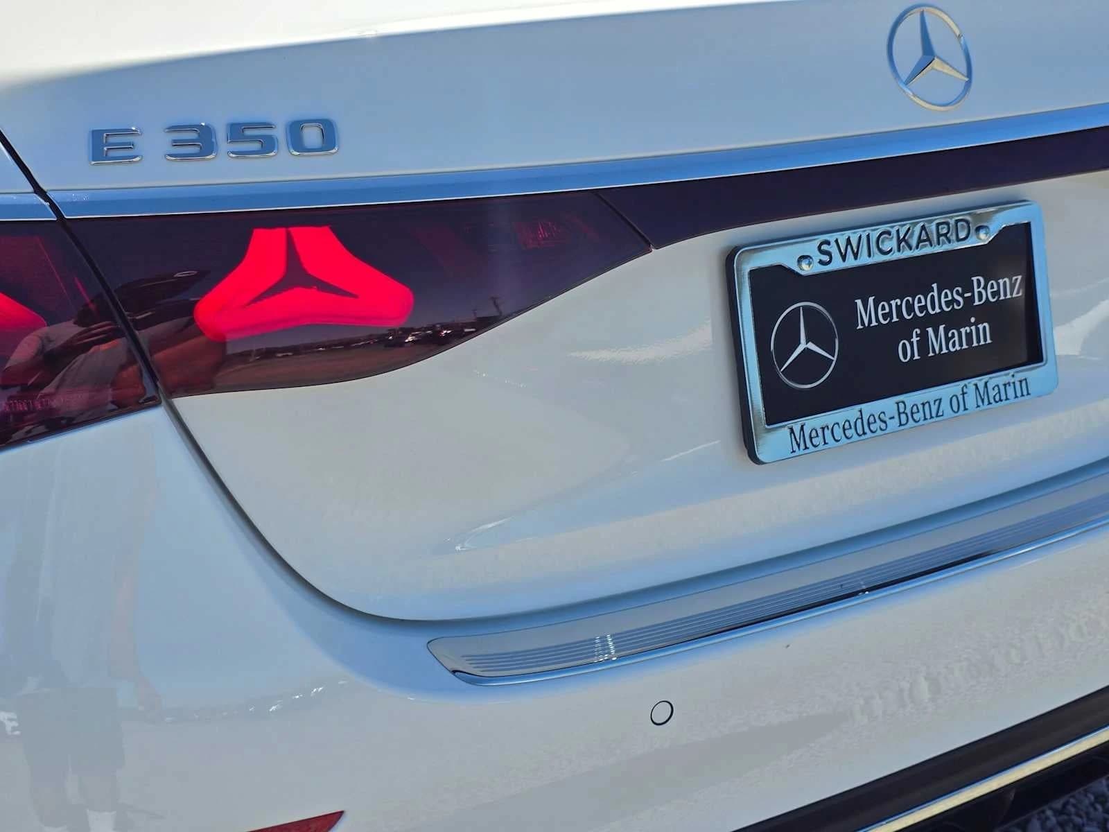 Mercedes-Benz E-Class E 350 RWD Sedan 2027 — side view