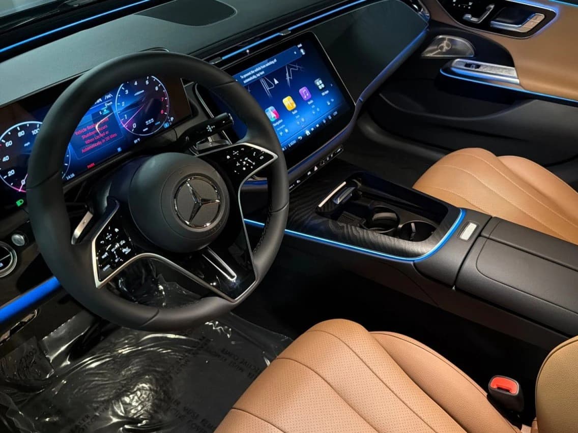 Mercedes-Benz E-Class E 350 RWD Sedan 2027 — side view