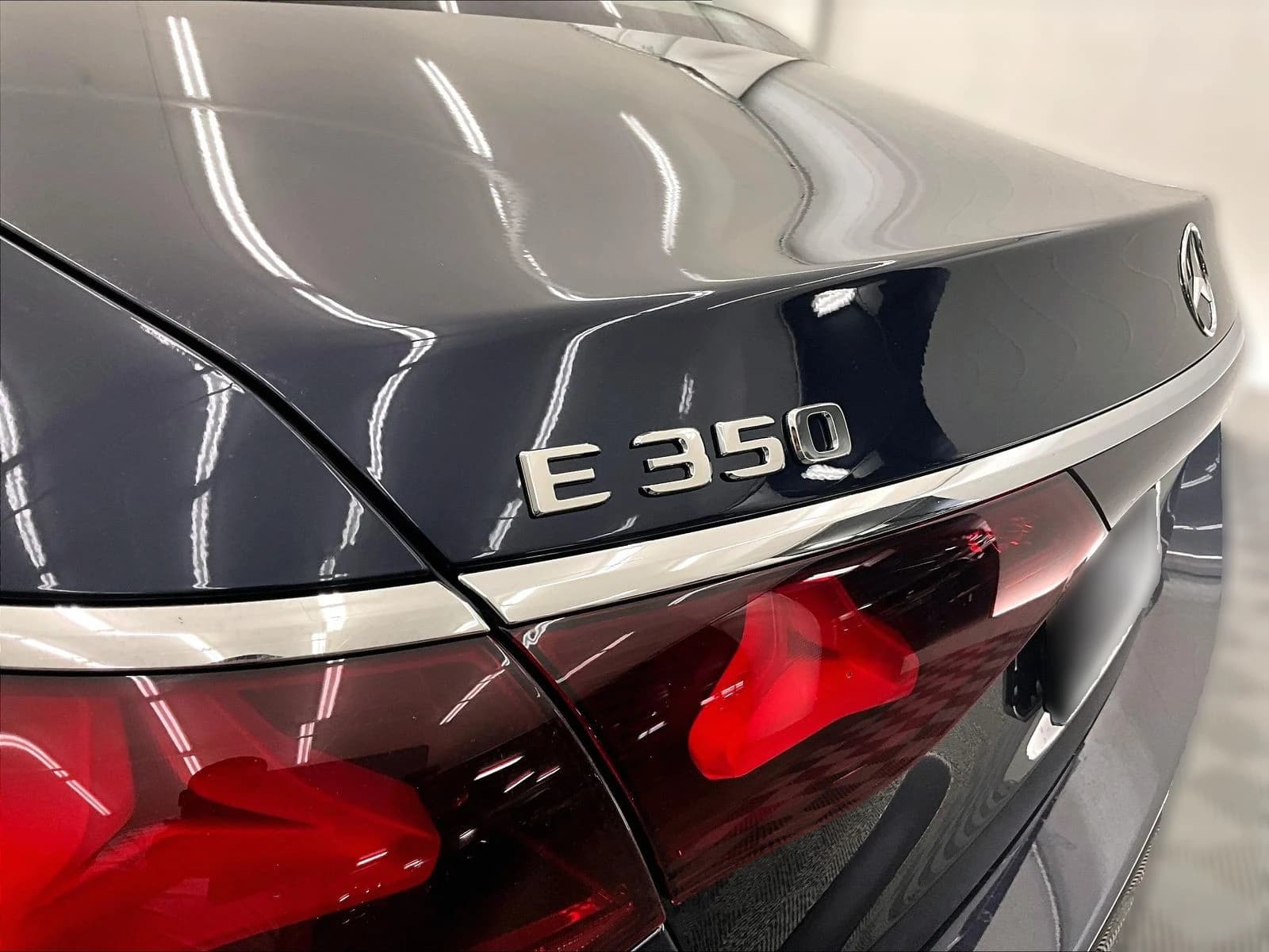 Mercedes-Benz E-Class E 350 RWD Sedan 2026 — side view