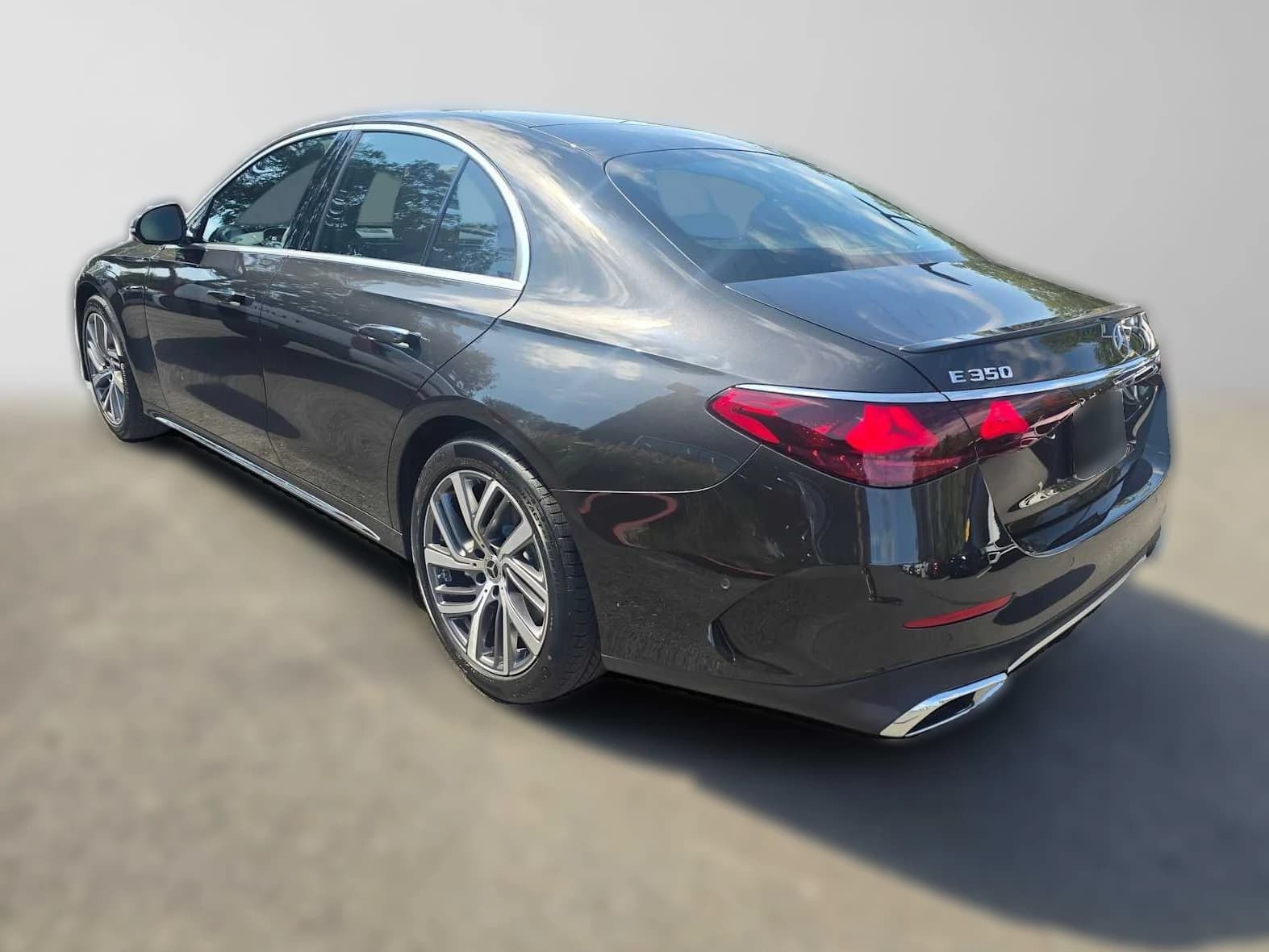 Mercedes-Benz E-Class E 350 RWD Sedan 2026 — side view