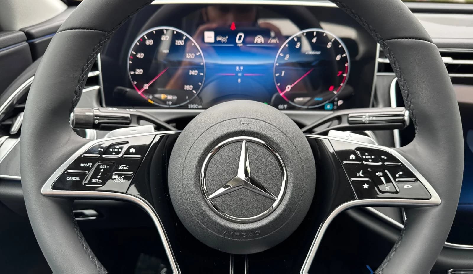 Mercedes-Benz E-Class E 350 RWD Sedan 2026 — side view