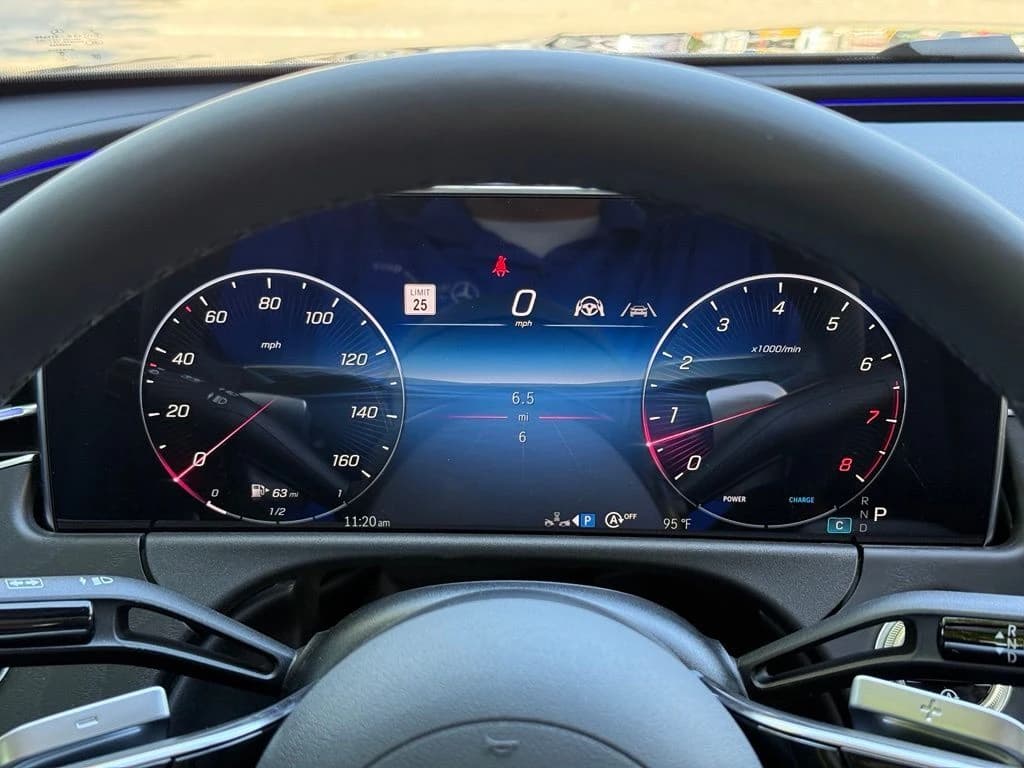 Mercedes-Benz E-Class E 350 RWD Sedan 2026 — side view