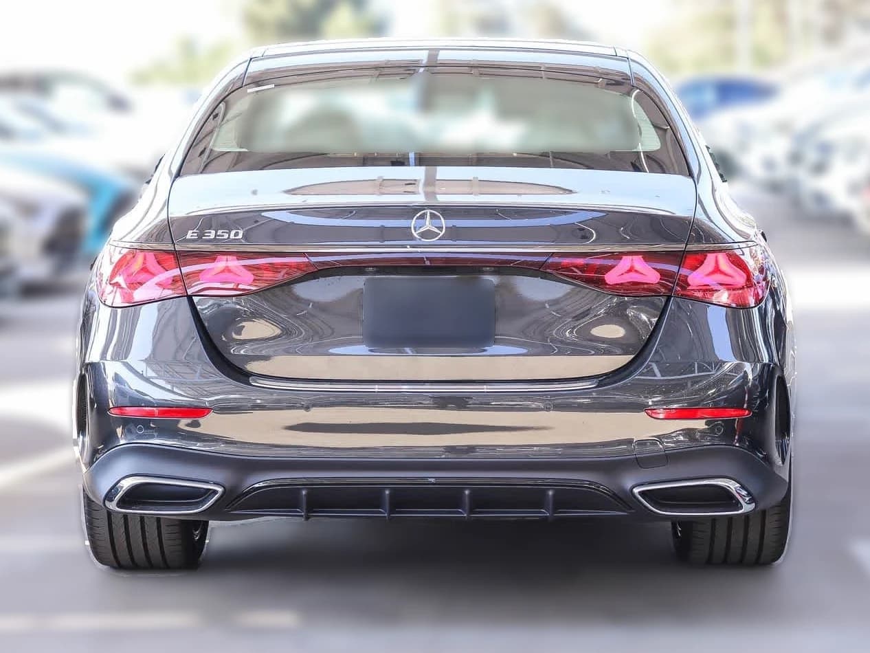 Mercedes-Benz E-Class E 350 RWD Sedan 2027 — side view