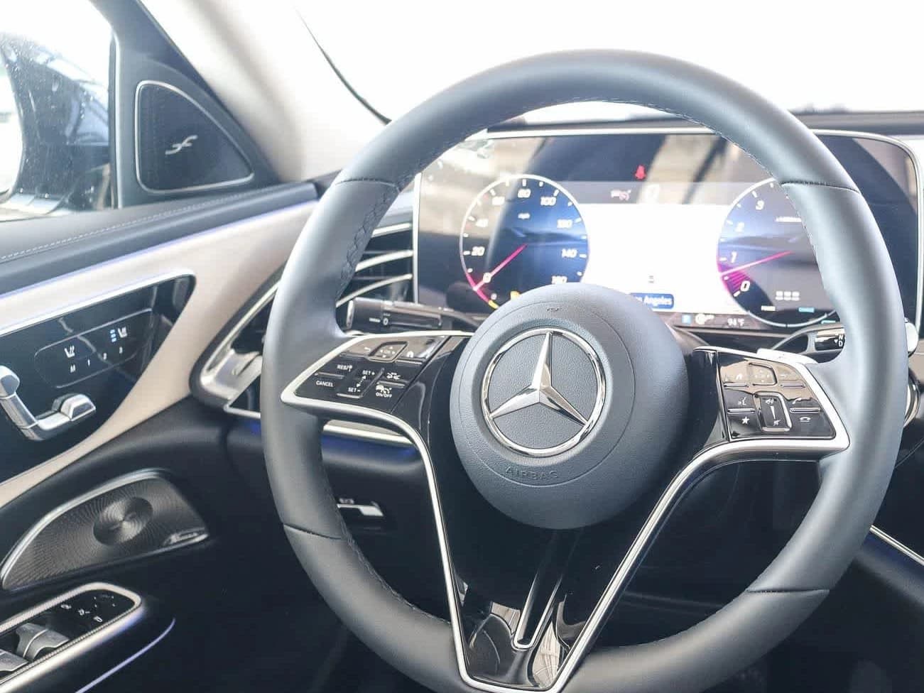 Mercedes-Benz E-Class E 350 RWD Sedan 2027 — side view