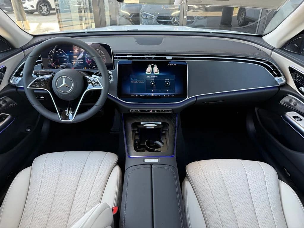 Mercedes-Benz E-Class E 350 RWD Sedan 2027 — side view