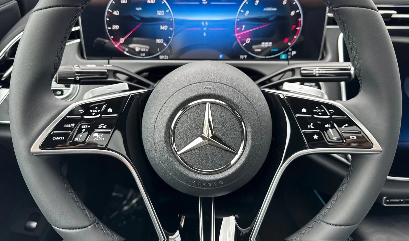 Mercedes-Benz E-Class E 350 RWD Sedan 2027 — side view