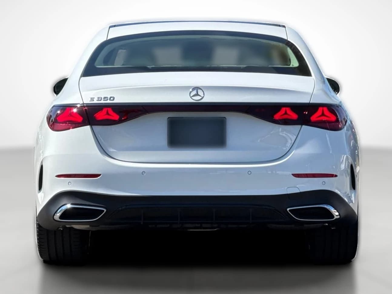 Mercedes-Benz E-Class E 350 RWD Sedan 2027 — side view