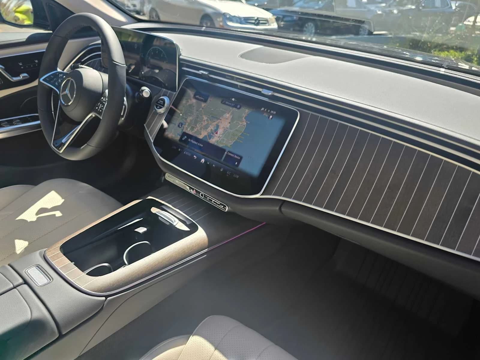 Mercedes-Benz E-Class E 350 RWD Sedan 2026 — side view