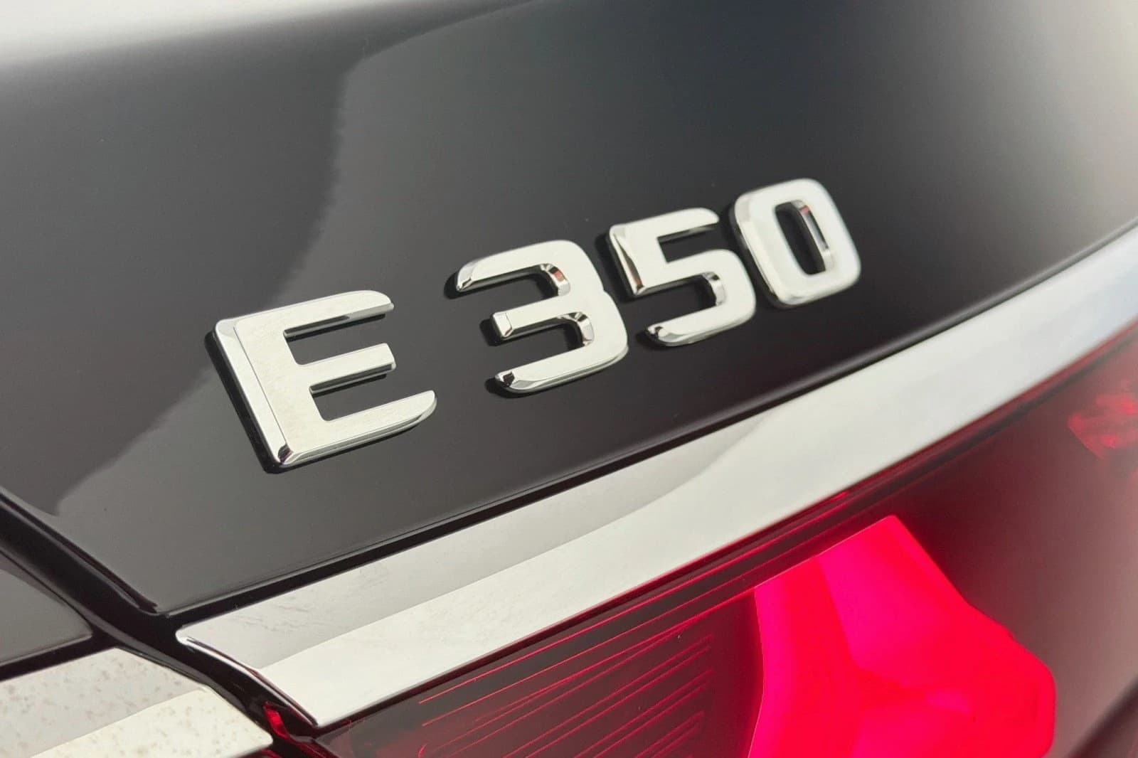 Mercedes-Benz E-Class E 350 RWD Sedan 2026 — side view