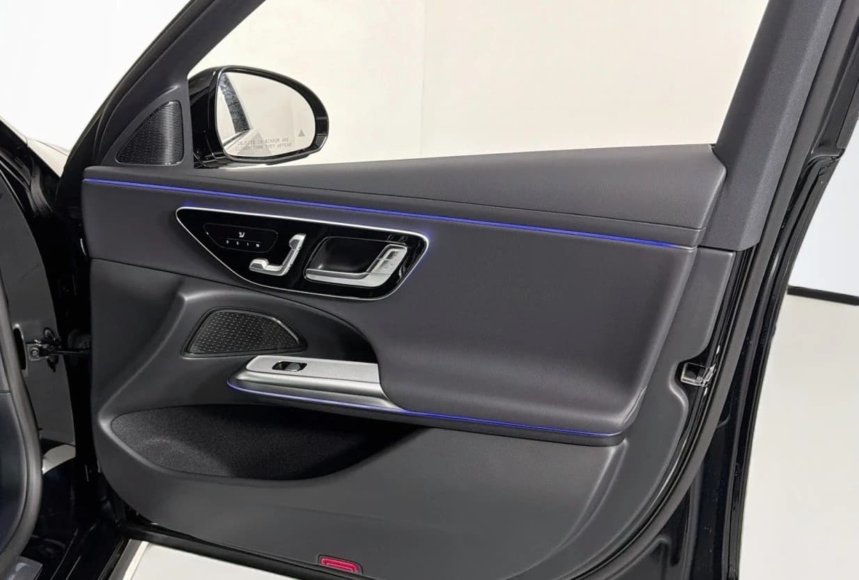 Mercedes-Benz E-Class E 350 RWD Sedan 2026 — side view