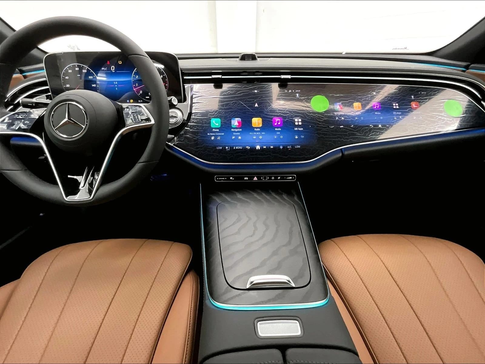 Mercedes-Benz E-Class E 350 RWD Sedan 2027 — side view