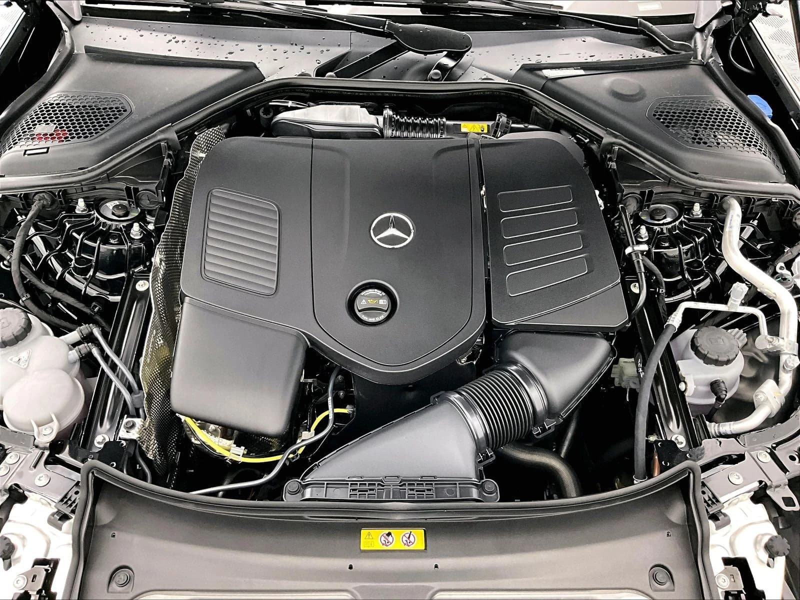Mercedes-Benz E-Class E 350 RWD Sedan 2027 — side view