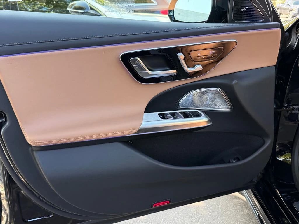Mercedes-Benz E-Class E 350 RWD Sedan 2027 — side view