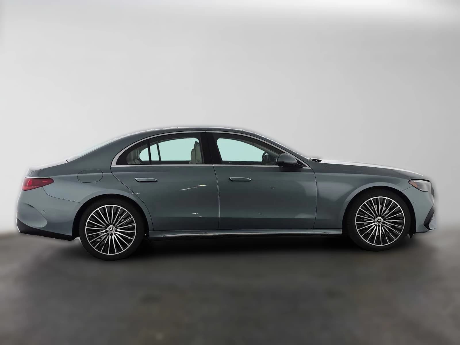 Mercedes-Benz E-Class E 350 RWD Sedan 2027 — side view