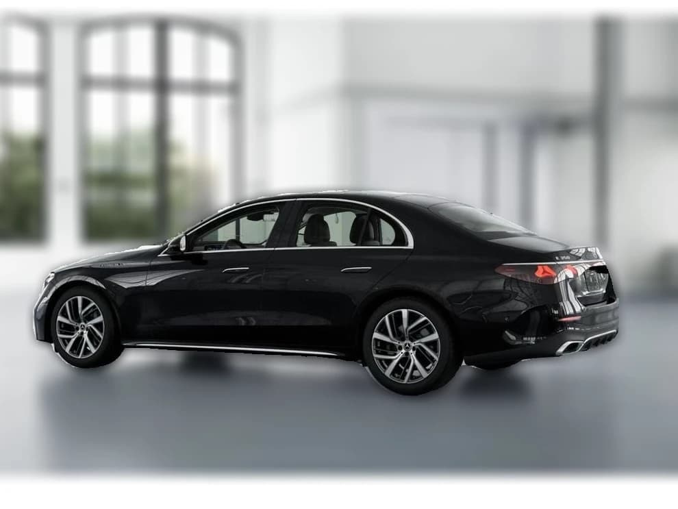 Mercedes-Benz E-Class E 350 4MATIC Sedan 2026 — side view