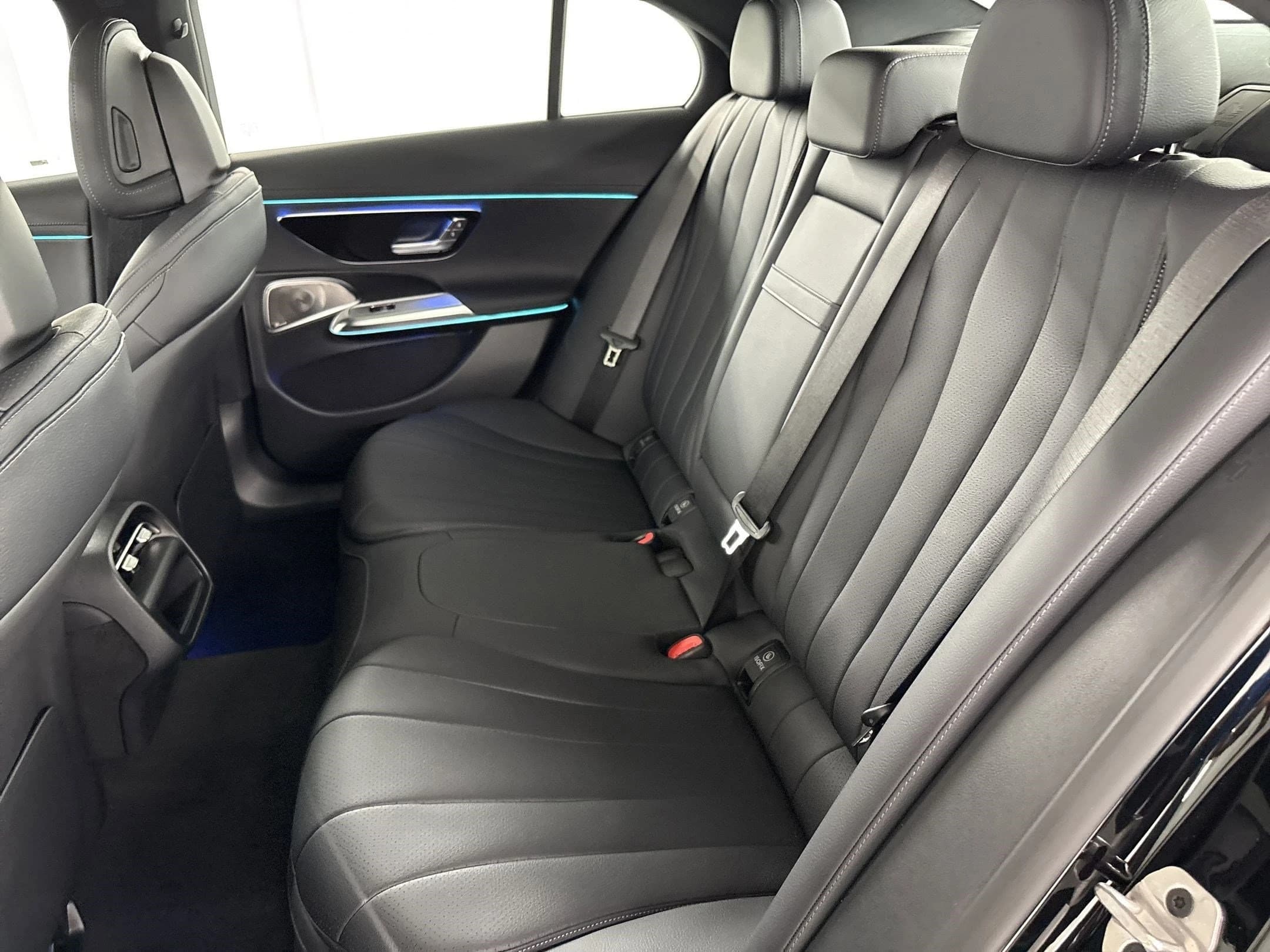 Mercedes-Benz E-Class E 350 4MATIC Sedan 2026 — side view
