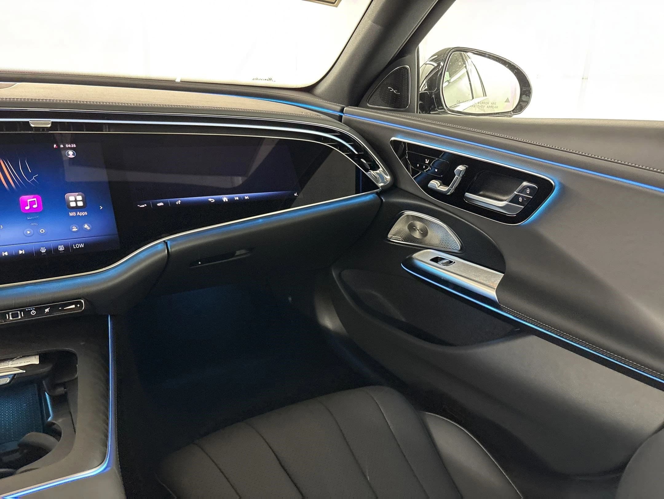 Mercedes-Benz E-Class E 350 4MATIC Sedan 2026 — side view