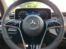 Mercedes-Benz E-Class E 350 4MATIC Sedan 2027 — side view