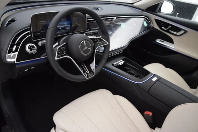 Mercedes-Benz E-Class E 350 4MATIC Sedan 2026 — side view