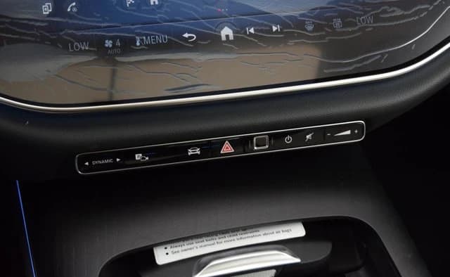 Mercedes-Benz E-Class E 350 4MATIC Sedan 2026 — side view