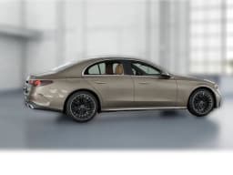 Mercedes-Benz E-Class E 350 4MATIC Sedan 2027 — side view