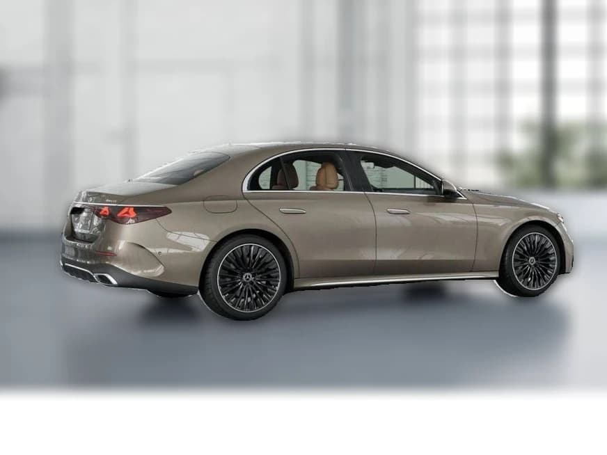 Mercedes-Benz E-Class E 350 4MATIC Sedan 2027 — side view