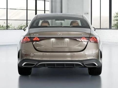 Mercedes-Benz E-Class E 350 4MATIC Sedan 2027 — side view