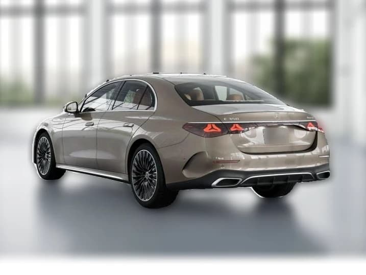 Mercedes-Benz E-Class E 350 4MATIC Sedan 2027 — side view