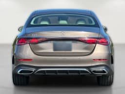 Mercedes-Benz E-Class E 350 4MATIC Sedan 2027 — side view