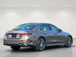 Mercedes-Benz E-Class E 350 4MATIC Sedan 2027 — side view
