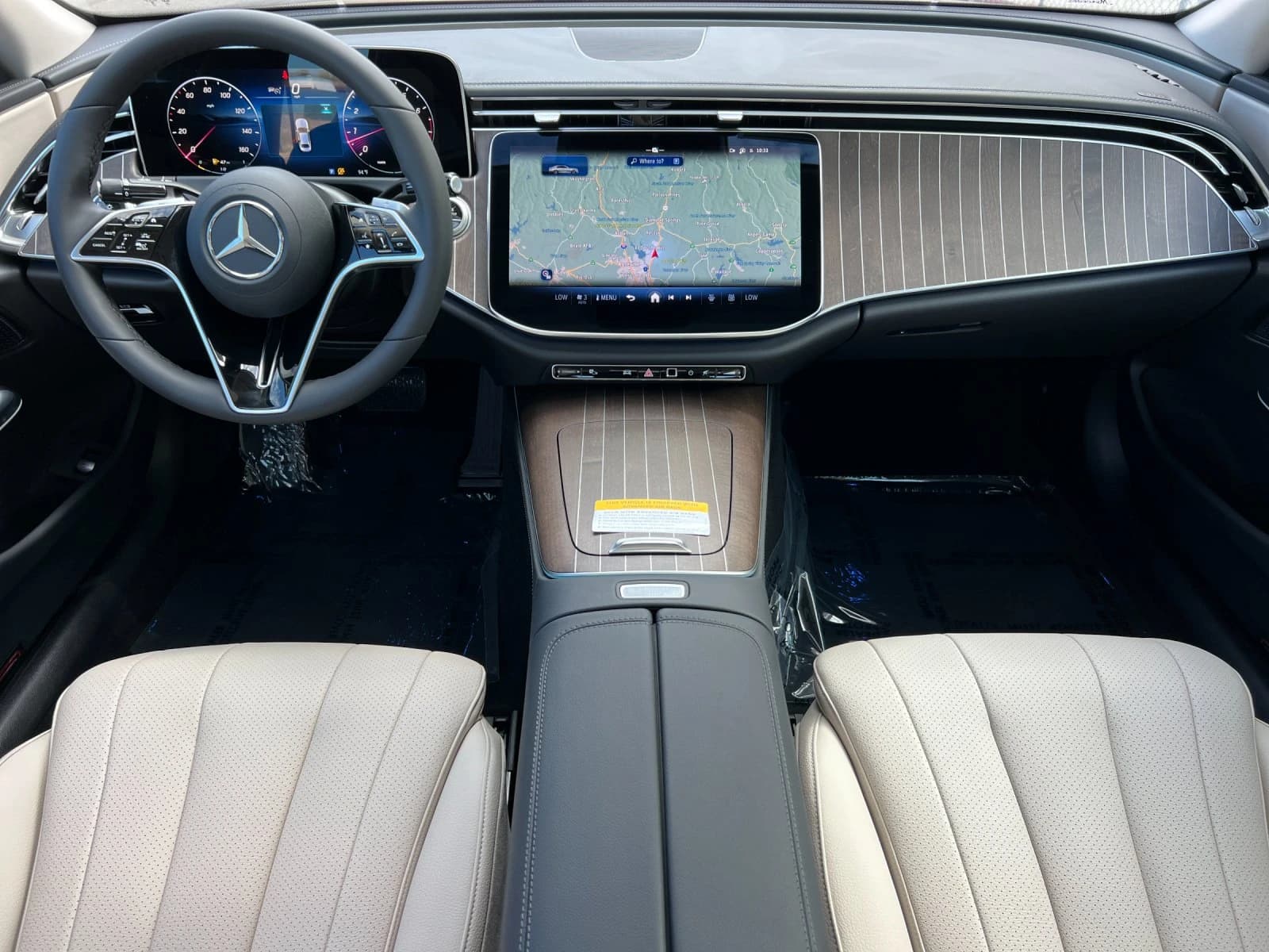 Mercedes-Benz E-Class E 350 4MATIC Sedan 2027 — side view