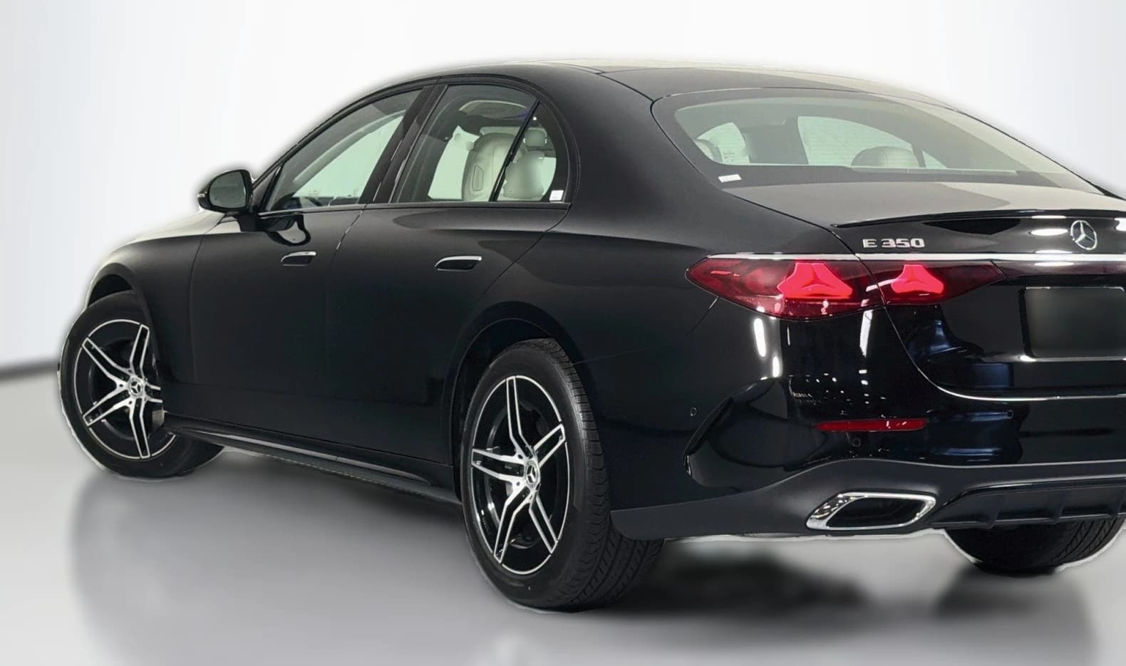 Mercedes-Benz E-Class E 350 4MATIC Sedan 2026 — side view