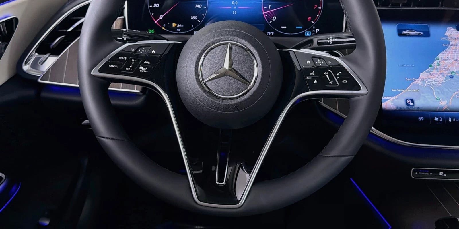 Mercedes-Benz E-Class E 350 4MATIC Sedan 2026 — side view