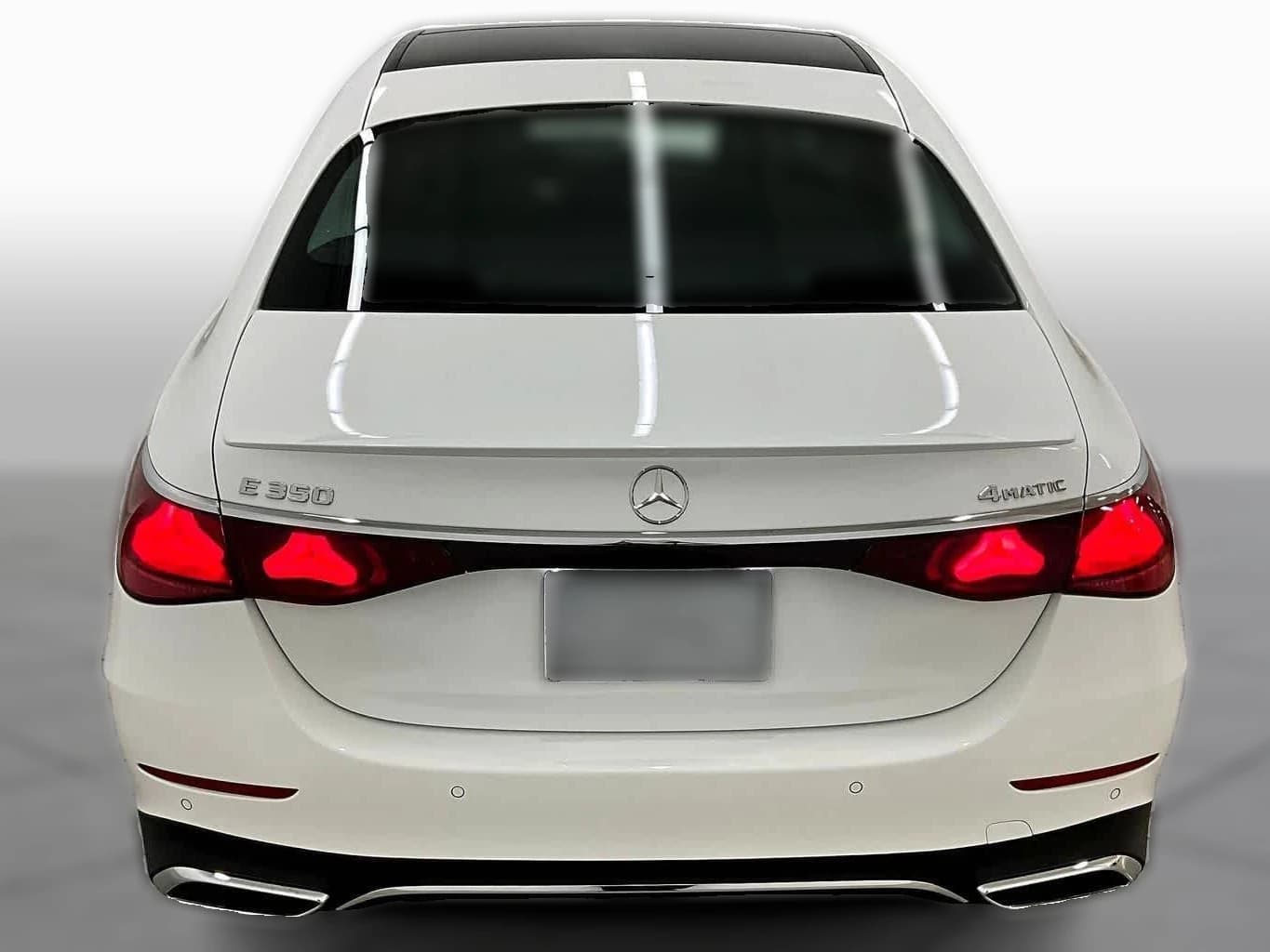 Mercedes-Benz E-Class E 350 4MATIC Sedan 2026 — side view