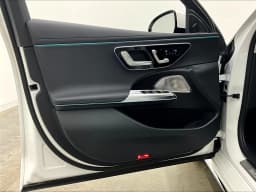 Mercedes-Benz E-Class E 350 4MATIC Sedan 2026 — side view