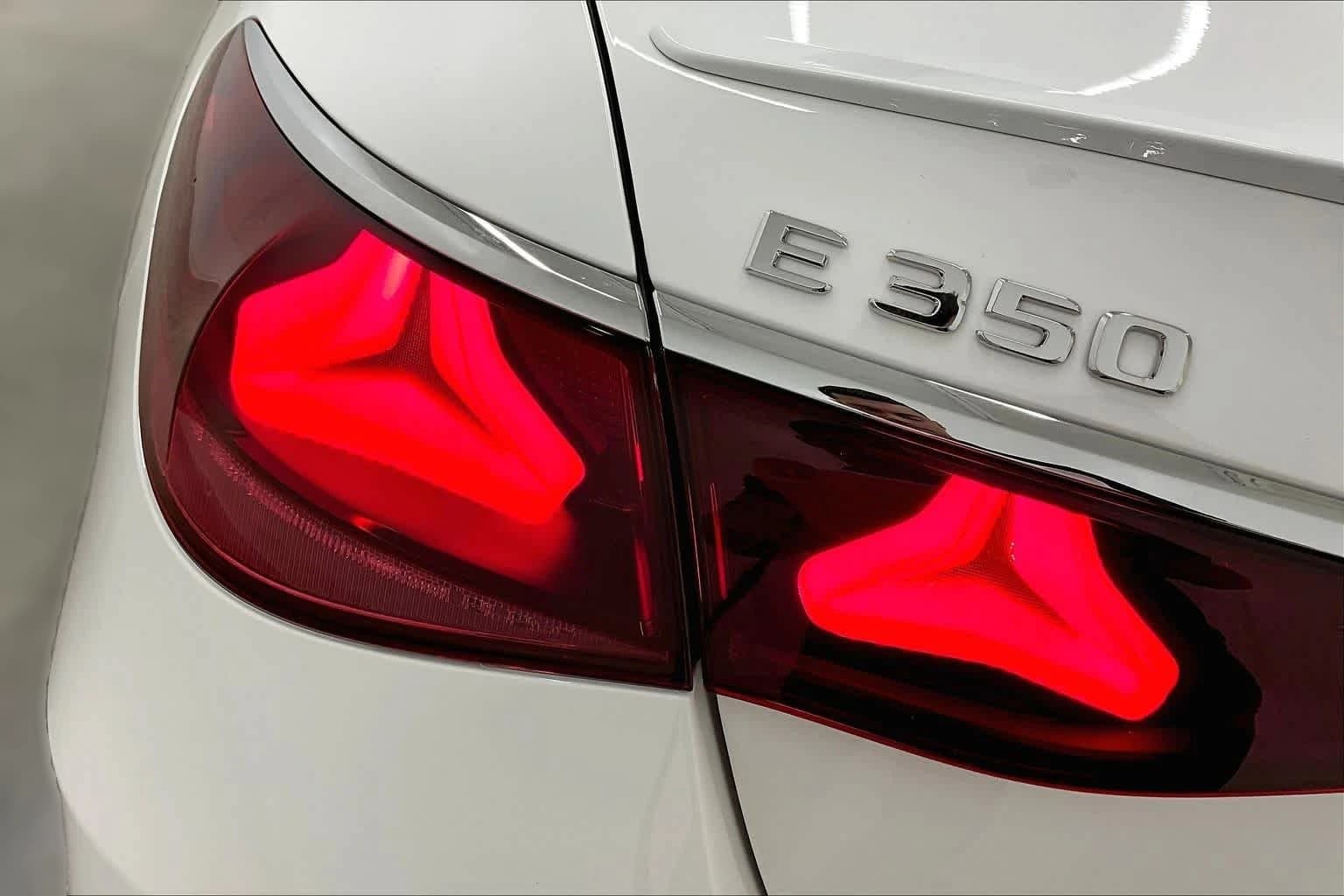 Mercedes-Benz E-Class E 350 4MATIC Sedan 2026 — side view