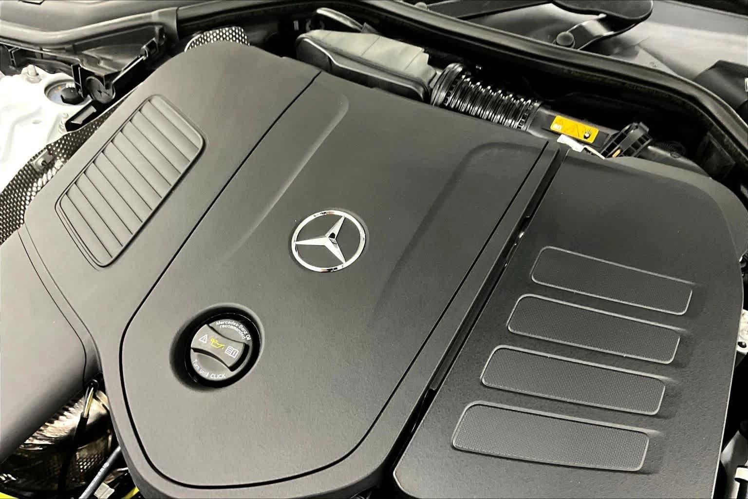 Mercedes-Benz E-Class E 350 4MATIC Sedan 2026 — side view