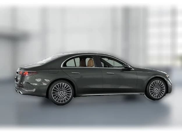 Mercedes-Benz E-Class E 350 4MATIC Sedan 2027 — side view