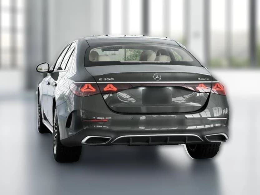 Mercedes-Benz E-Class E 350 4MATIC Sedan 2027 — side view