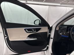 Mercedes-Benz E-Class E 350 4MATIC Sedan 2026 — side view