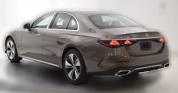 Mercedes-Benz E-Class E 350 4MATIC Sedan 2026 — side view