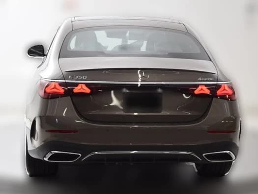 Mercedes-Benz E-Class E 350 4MATIC Sedan 2026 — side view