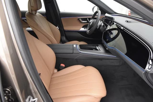 Mercedes-Benz E-Class E 350 4MATIC Sedan 2026 — side view