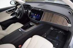 Mercedes-Benz E-Class E 350 4MATIC Sedan 2026 — side view