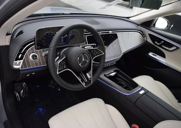 Mercedes-Benz E-Class E 350 4MATIC Sedan 2026 — side view