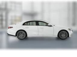 Mercedes-Benz E-Class E 350 4MATIC Sedan 2027 — side view