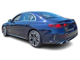 Mercedes-Benz E-Class E 350 4MATIC Sedan 2027 — side view
