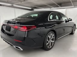 Mercedes-Benz E-Class E 350 4MATIC Sedan 2026 — side view
